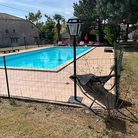 בית נופש La Maison Du Bonheur *